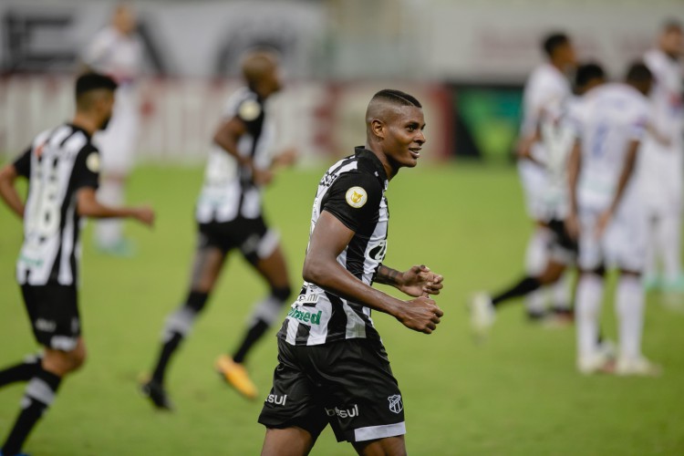 FORTALEZA, CE, BRASIL, 01-08.2021: Cleber. Ceara x Fortaleza, na Arena Castelao pelo Campeonato Brasileiro. em epoca de COVID-19. (Foto:Aurelio Alves/ Jornal O POVO)