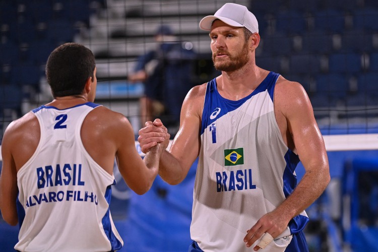 A dupla brasileira sobrou contra os mexicanos e avançam para quartas em Tóquio 2020 no vôlei de praia