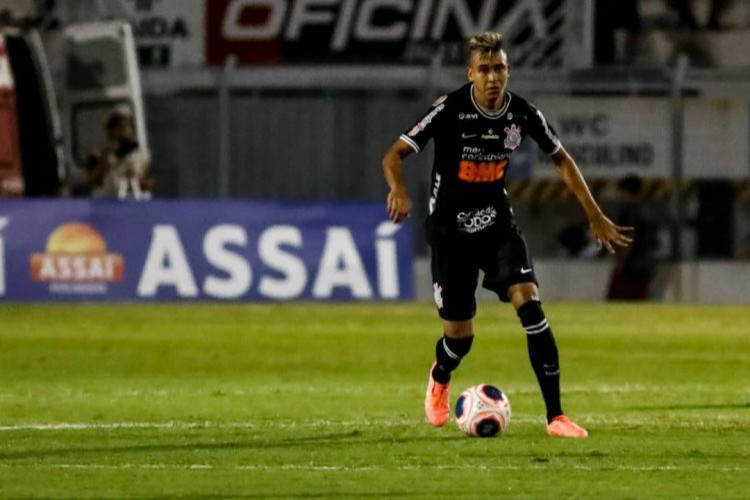 Cantillo, volante do Corinthians