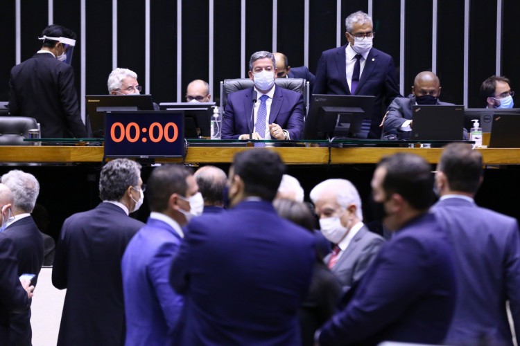 Câmara dos Deputados aprova Medida Provisória que institui o valor de R$ 1.212 para o salário mínimo em 2022. (Foto Cleia Viana/Câmara dos Deputados)