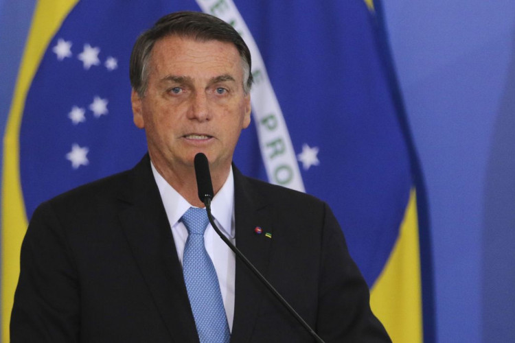 O Presidente do Brasil, Jair Bolsonaro, anunciou que o novo Auxílio Brasil será de R$ 400.