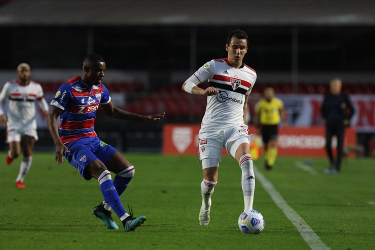 Fortaleza e São Paulo se enfrentam pela Copa do Brasil na Arena Castelão. Acompanhe com a rádio O POVO CBN todos os detalhes do embate. 