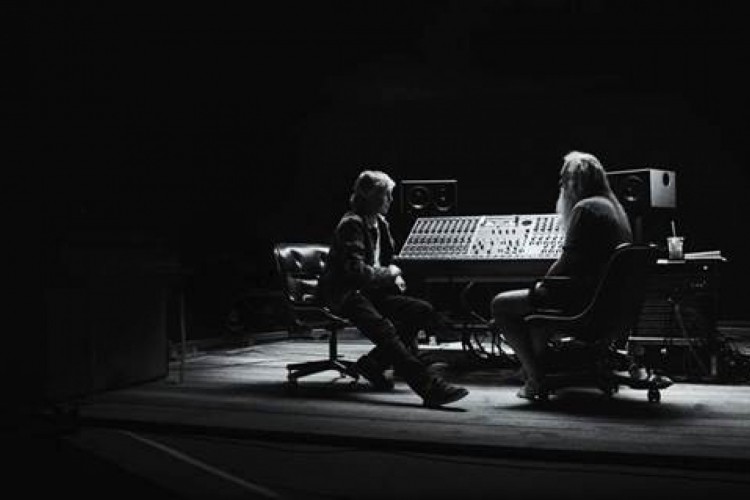 Paul McCartney conversa sobre carreira em documentário 'McCartney 3, 2, 1', que estreia no dia 22 de setembro, no Star+