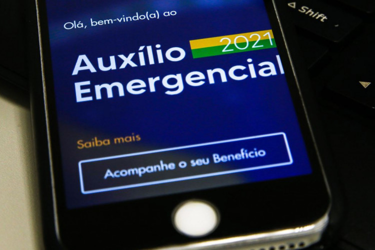 Confira calendário com tabela de pagamento e saque da 6ª e 7ª parcela do auxílio emergencial de 2021, paga em setembro para público geral e inscritos no Bolsa Família