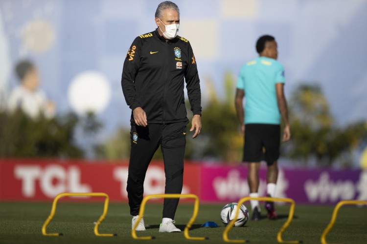 Técnico Tite em treino da seleção brasileira no CT do Corinthians, em São Paulo