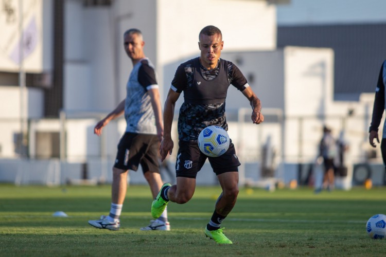 Treino do Ceará sob o comando de Tiago Nunes, em Porangabuçu 