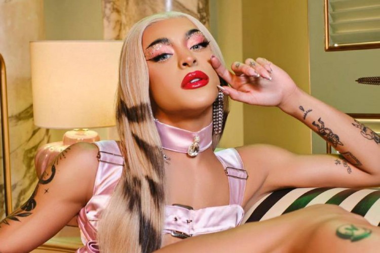 Pabllo Vittar tem contas bancárias bloqueadas pela Justiça do Distrito Federal por conta de dívida de imóvel 