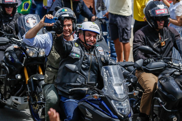 Presidente Jair Bolsonaro em motociata