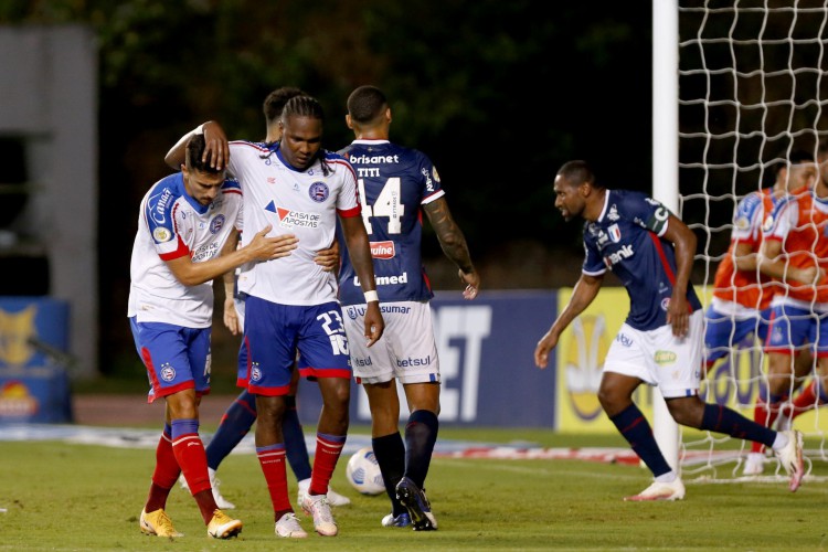 Rodallega foi o autor de quatro gols contra o Leão no embate contra o Bahia