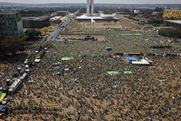 Manifestações na Esplanada dos Ministérios