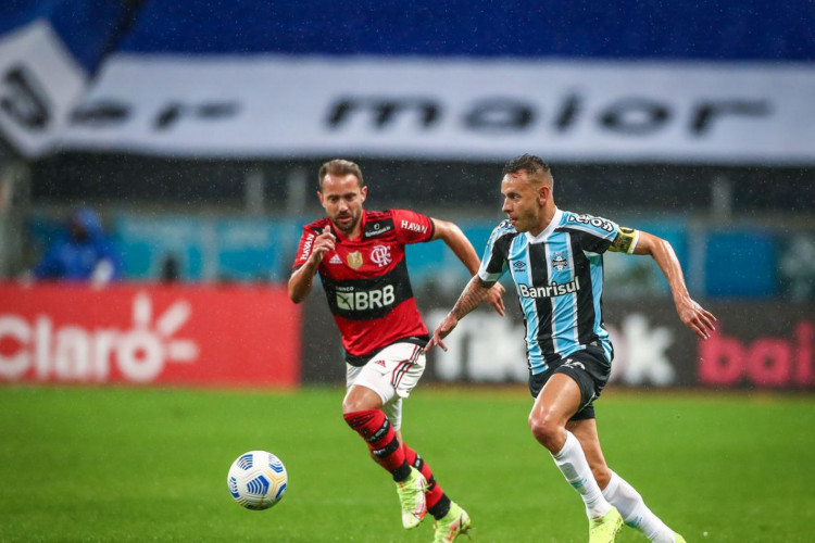 Copa do Brasil: Flamengo e Grêmio duelam em busca de vaga na semifinal