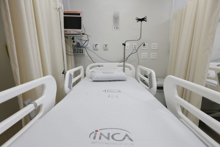 Rio de Janeiro -  O Instituto Nacional de Câncer José Alencar Gomes da Silva (Inca) inaugura nova ala com quatro novos leitos, no Centro de Transplante de Medula Óssea (Cemo). (Tânia Rêgo/Agência Brasil)