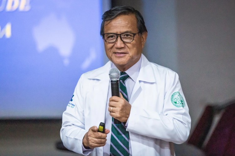 Médico Anthony Wong, conhecido pela defesa do chamado tratamento precoce contra a Covid-19, morreu no dia 15 de janeiro de 2021