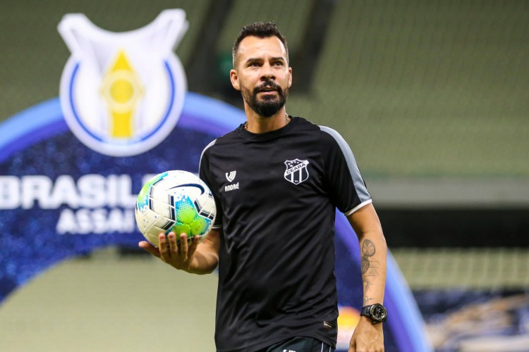 André Marcelino, roupeiro do Ceará, foi convidado para integrar a seleção brasileira nas Eliminatórias para a Copa do Mundo do Catar 2022.