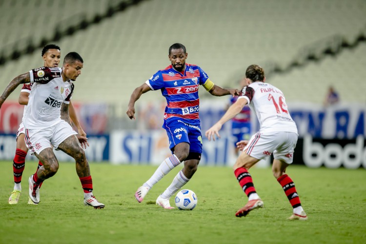 Flamengo e Fortaleza se enfrentam pelo Brasileirão Série A 2022 hoje, 5; onde assistir ao vivo e horário do jogo.