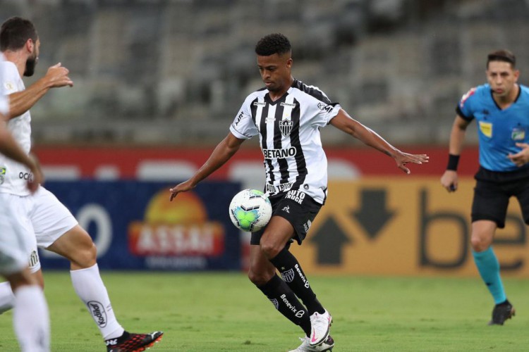 Atlético-MG e Santos se enfrentam pela Série A do Brasileirão. Veja onde assistir ao vivo à transmissão e qual horário do jogo