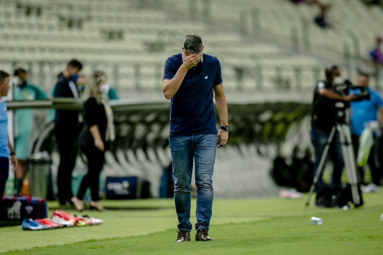 Juan Pablo Vojvoda, técnico do Fortaleza 