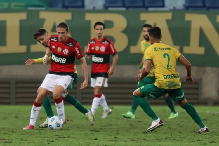 Flamengo e Cuiabá se enfrentam pelo Brasileirão Série A 2023 hoje, 06; onde assistir ao vivo aos jogos do dia e horário do jogo.