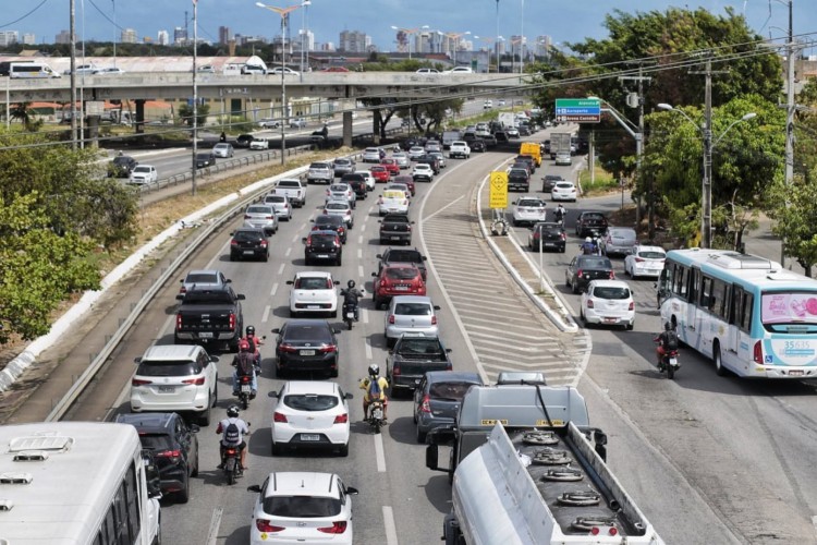 No balanço de acidentes nas rodovias federais, sete trechos da BR-116 foram os mais críticos no Ceará em 2021. Foram eles: kms 12, 13, 14, 10, 11 e 3, localizados em Fortaleza