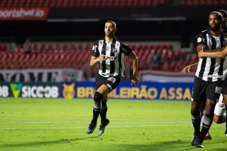 Zagueiro Gabriel Lacerda no jogo São Paulo x Ceará, no Morumbi, pelo Campeonato Brasileiro Série A