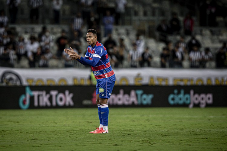 Jussa foi adquirido pelo Tricolor ao final do Brasileirão
