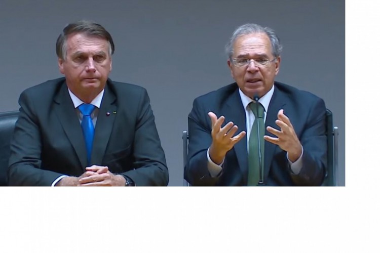 Presidente Jair Bolsonaro e ministro Paulo Guedes fizeram pronunciamento buscando acalmar o mercado financeiro