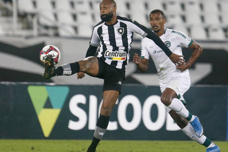 Goiás x Botafogo pelo Brasileirão Série B 2021 é um dos destaques dos jogos de hoje, 26. 