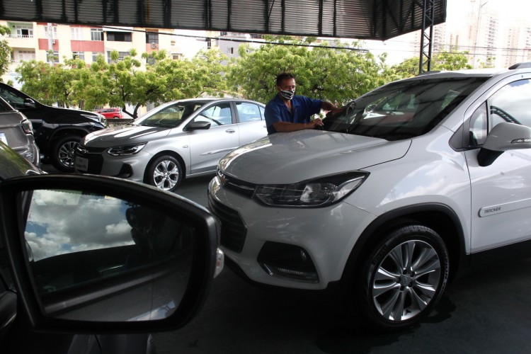 Imagem de apoio. 30.10.2021. Aumento na venda de carros usados. Savel veículos, jardim América. 