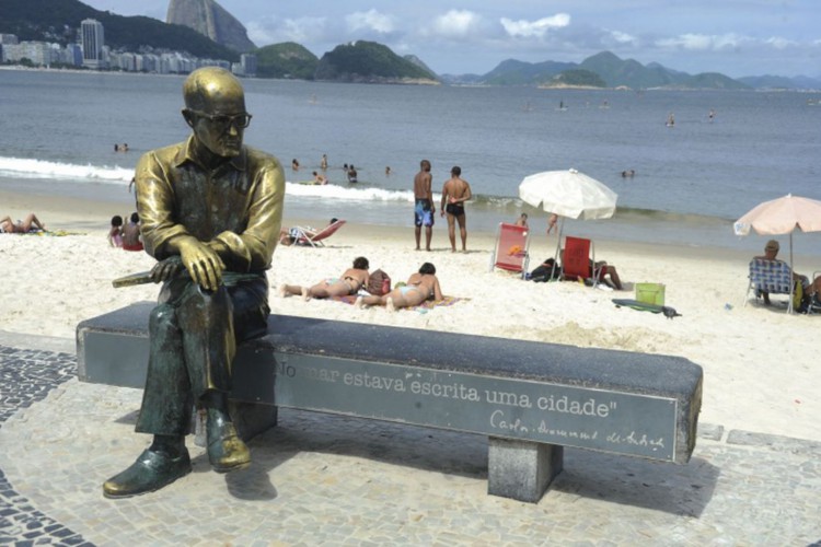 Hoje é Dia: semana tem feriado de Finados e Dia da Poesia