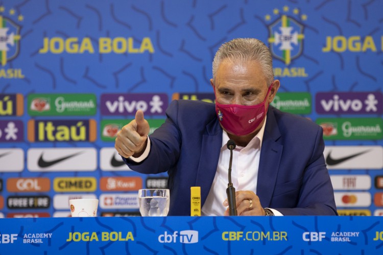 Técnico Tite em entrevista coletiva na convocação da seleção brasileira na sede da CBF, no Rio de Janeiro