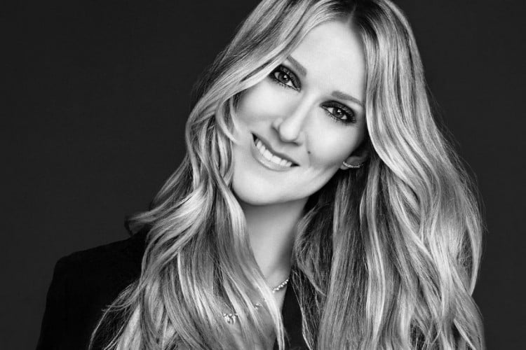 A artista Céline Dion estaria sem conseguir andar por causa de uma condição nos músculos