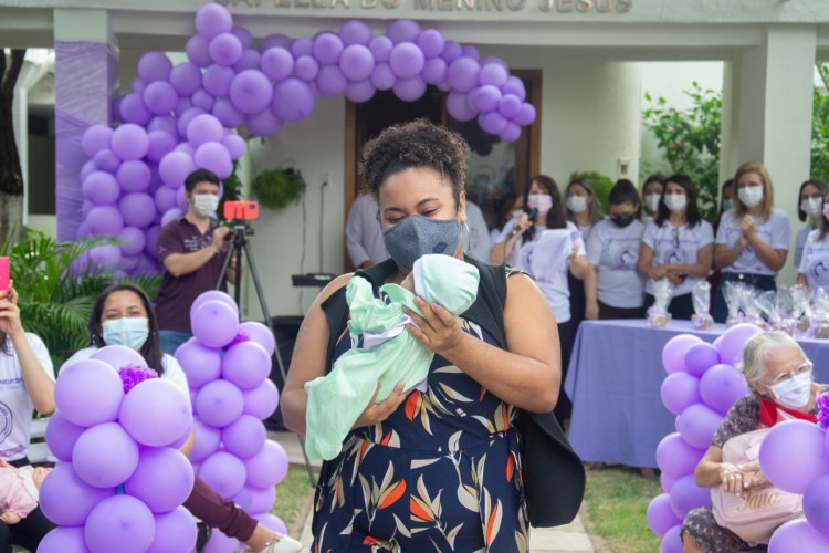 Durante o evento, houve um desfile de bebês prematuros que nasceram no hospital 