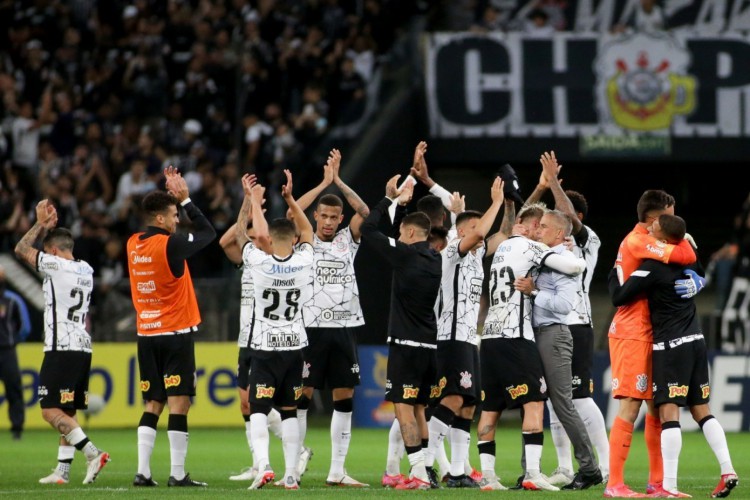 Corinthians jogou quatro partidas em casa desde a retomada do público e venceu todas