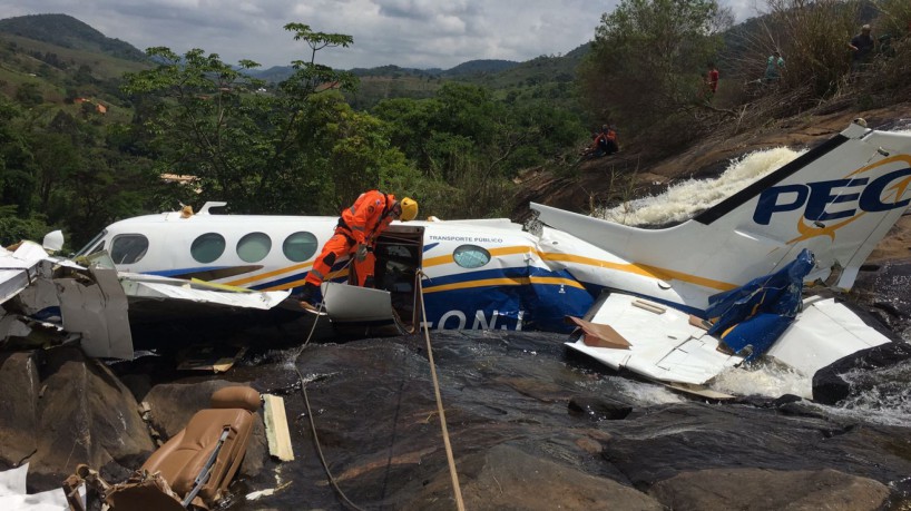 MPT investiga proprietária de avião onde estava Marília Mendonça