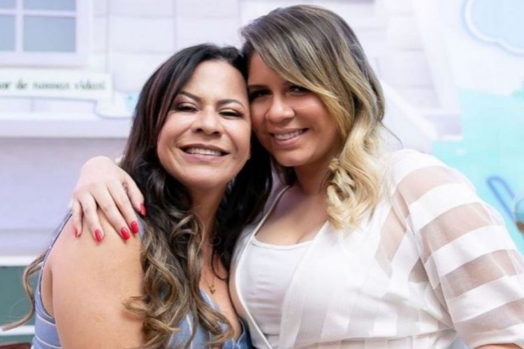 Cantora Marília Mendonça havia celebrado o aniversário da mãe na véspera do acidente