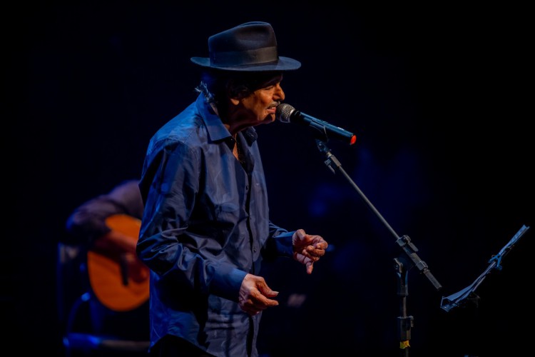 Show de Rodger Rogério, Téti, Calé Alencar, Davi Duarte, Edmar Gonçalves, Gilmar Nunes, Theresa Rachel e banda no domingo, 7, no Cineteatro São Luiz, marca o lançamento do disco 