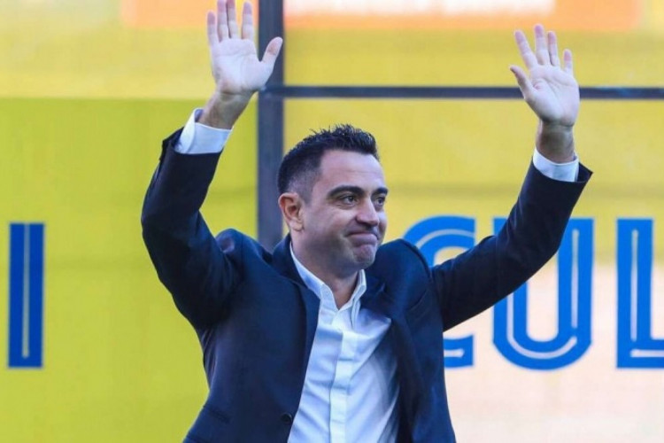 Xavi foi apresentado oficialmente como técnico do Barcelona 