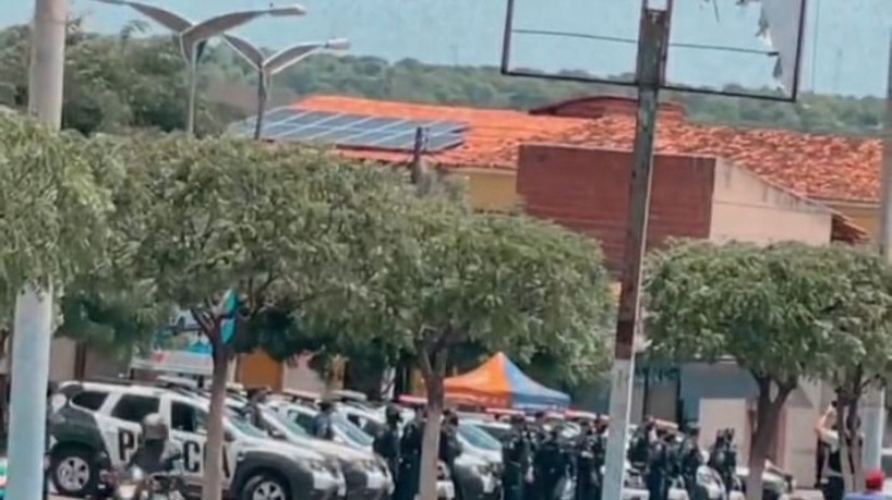 Nesta terça-feira, 9, a Polícia ocupou o município de Chorozinho após supostas ameaças de facção (foto: reprodução/vídeo )