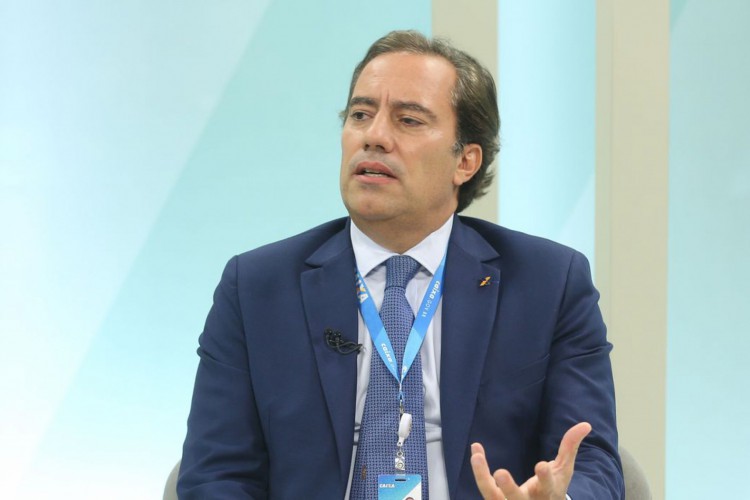 O presidente da Caixa Econômica Federal, Pedro Guimarães, participa do programa Brasil em Pauta  na TV Brasil