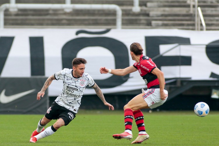 Flamengo x Corinthians disputam confronto hoje, quarta, 17 de novembro (17/11) pela Série A do Brasileirão; confira onde assistir ao vivo ao jogo, horário, provável escalação e demais informações 