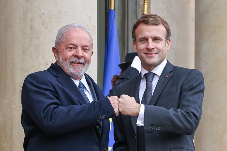 LULA encontrou Macron e outras lideranças políticas francesas