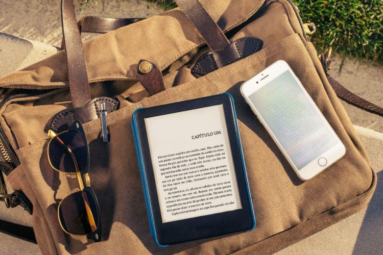 O Kindle é um dispositivo da Amazon que foi desenvolvido para a leitura de livros digitais