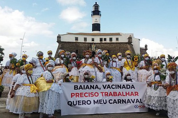 Baianas de acarajé pedem realização do Carnaval