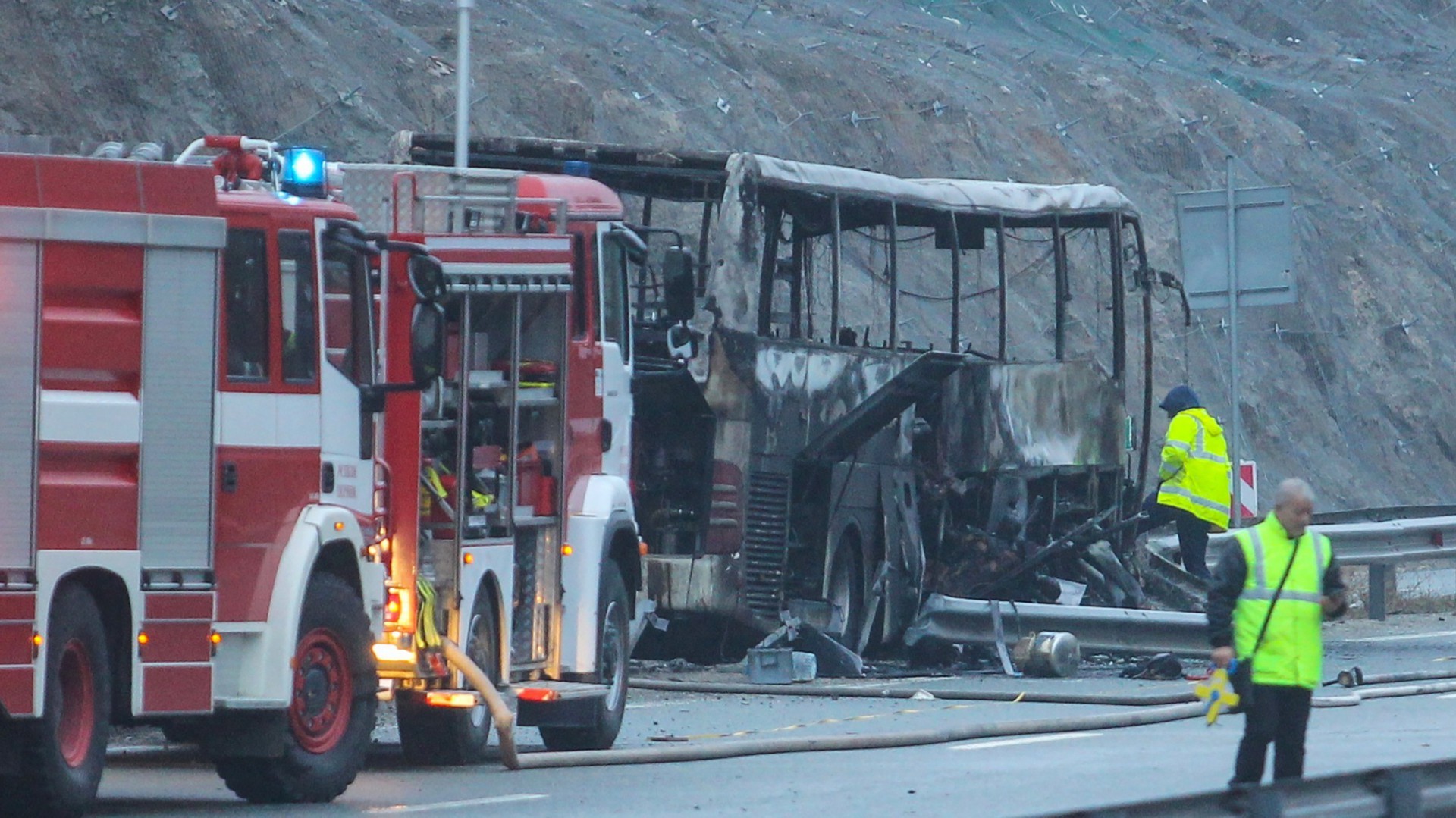 Ônibus da Macedônia do Norte passava pela Bulgária na volta de passeio turístico pela Turquia no fim de semana