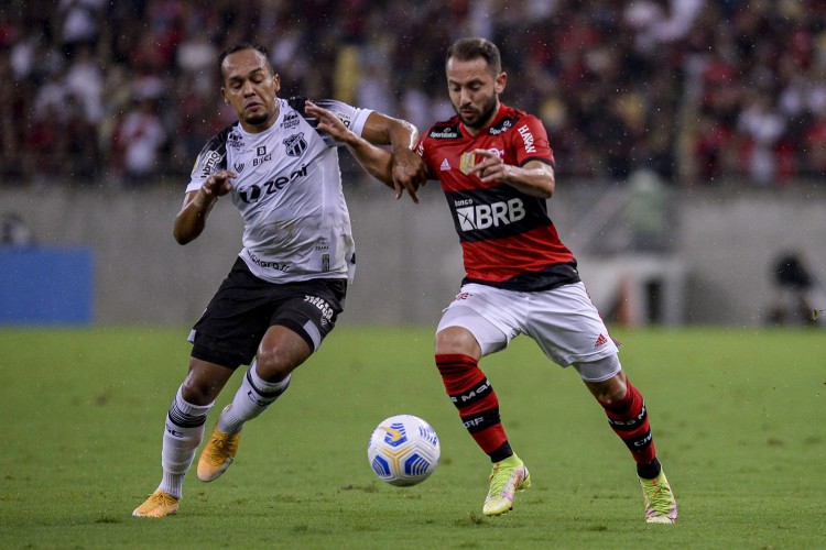 Flamengo e Ceará se enfrentam pelo Brasileirão Série A 2022 hoje, 4; onde assistir ao vivo aos jogos do dia e horário do jogo.