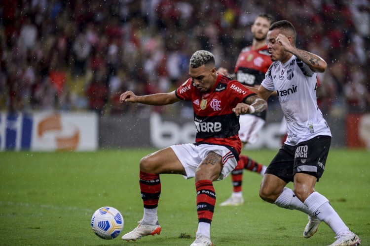 Ceará e Flamengo se enfrentam pelo Brasileirão 2022 hoje, 14; onde assistir ao vivo e horário do jogo