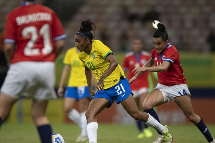 Seleção feminina encerra temporada com título do Torneio de Manaus