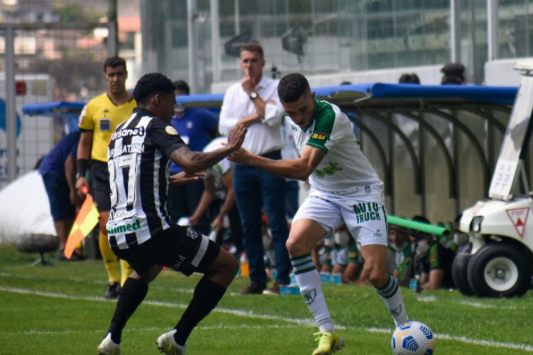 Ceará x América-MG pela Série A do Brasileirão é um dos destaques dos jogos de hoje, 5. 