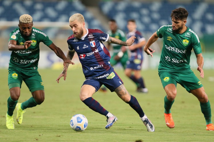 Fortaleza joga contra o Cuiabá hoje, domingo, 10, pelo Brasileirão Série A 2022; acompanhe ao vivo e veja escalação. 