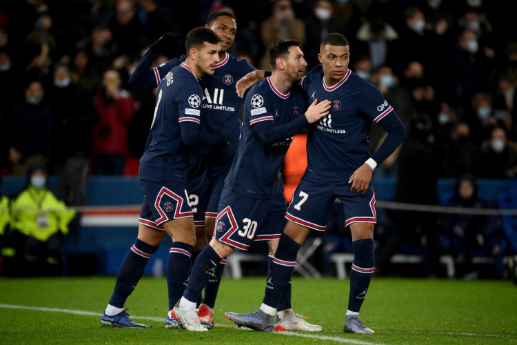 Lorient x PSG pelo Campeonato Francês é um dos destaques dos jogos de hoje, 22. 